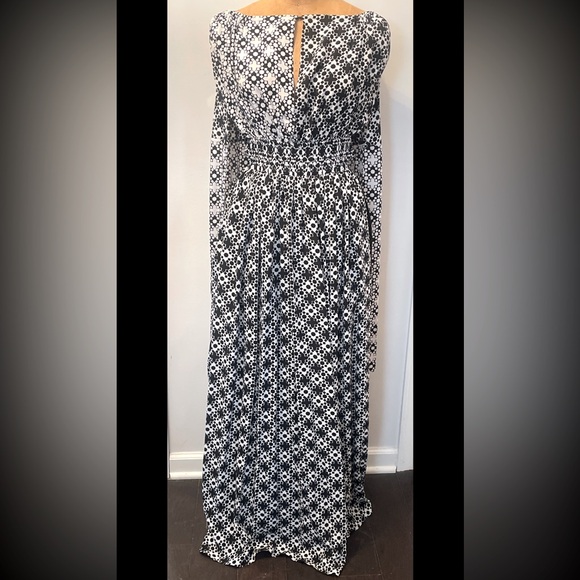 $2277 NEHERA Strapless Maxi Dress Attached Back Cape Black White 6 NEW